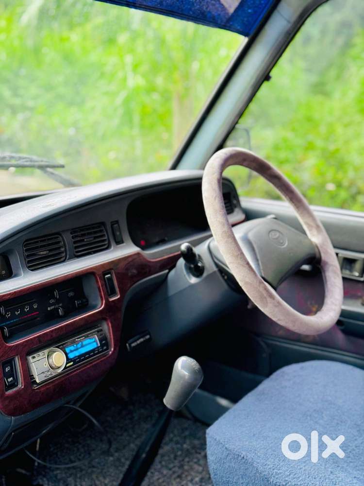 Toyota Qualis Fs 8seater, 2001, Diesel