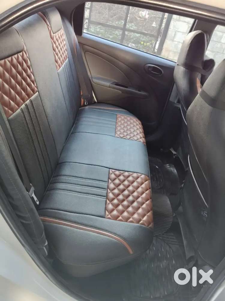 Toyota Etios 1.5 G 2012