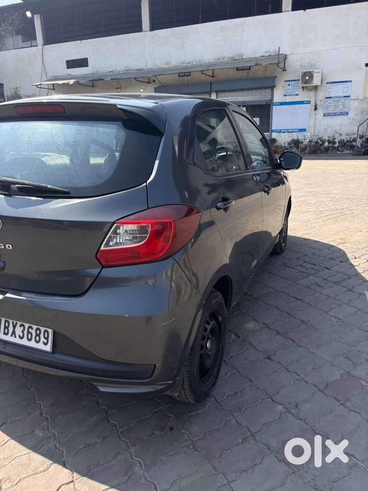 Tata Tiago Petrol 2022