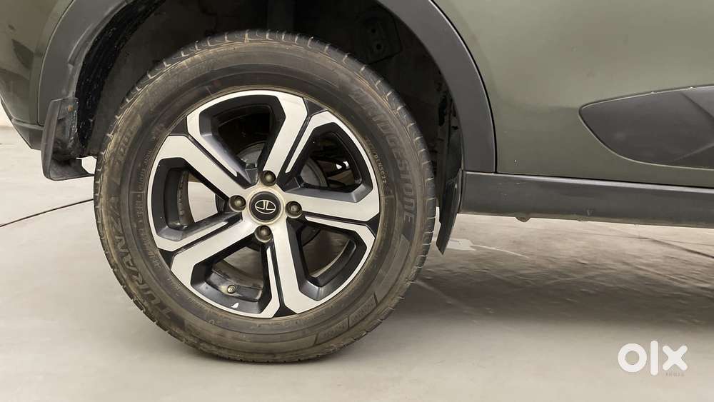 Tata Nexon 1.2 Revotron Xz Plus, 2023, Petrol
