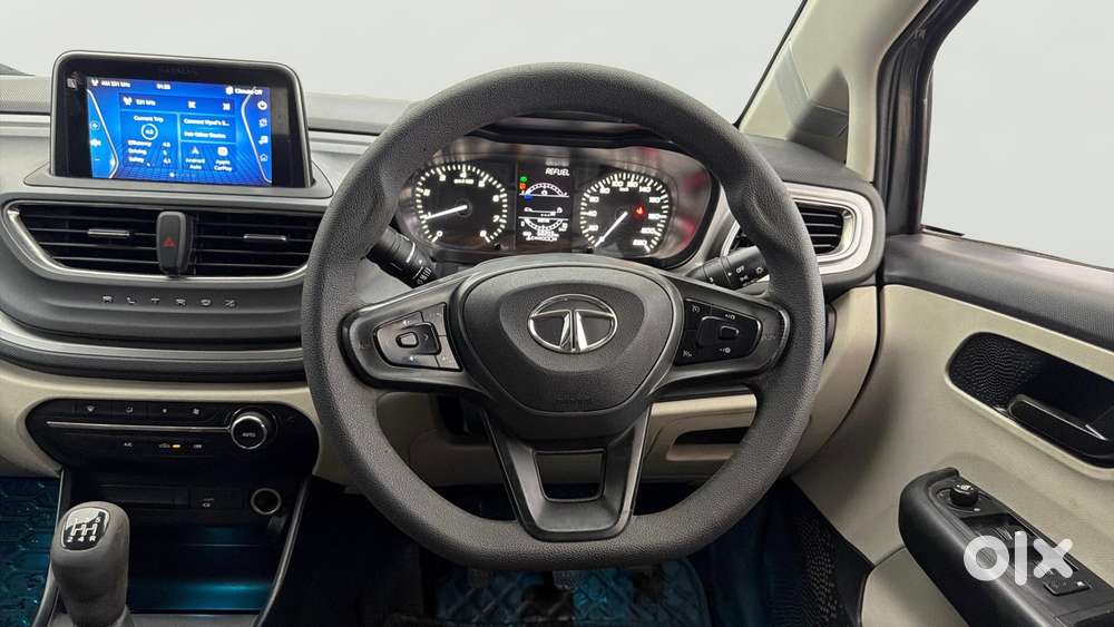 Tata Altroz 1.2 Xt, 2022, Petrol
