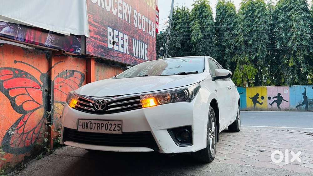 Toyota Corolla Altis 2016 Petrol Well Maintained