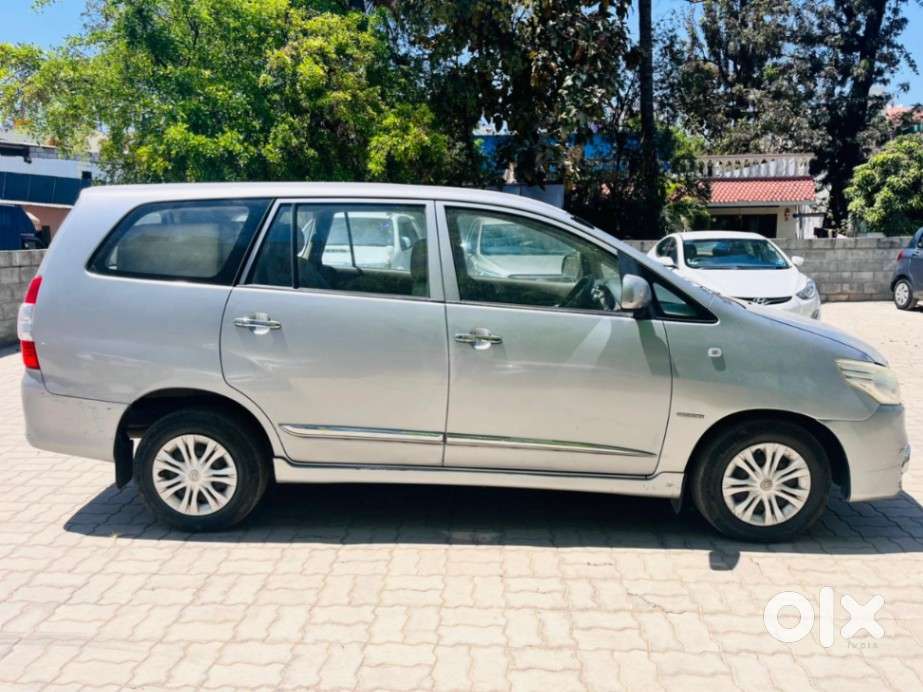 Toyota Innova 2.5 G (diesel) 7 Seater, 2015, Diesel
