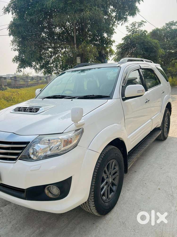 Toyota Fortuner 2013 Diesel Well Maintained