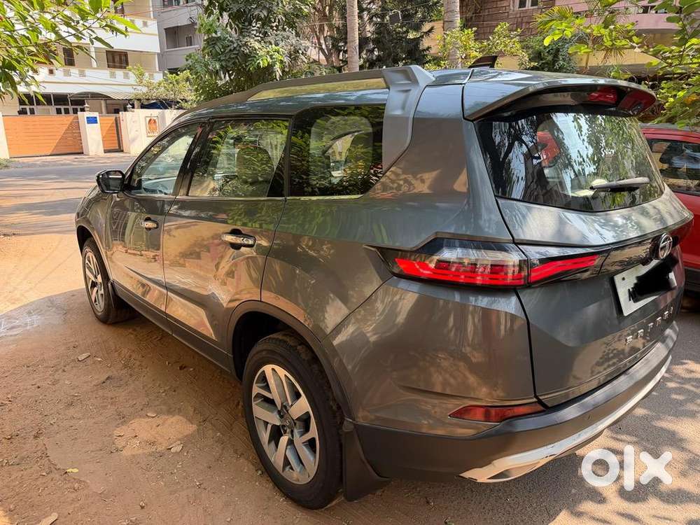 Tata Safari Showroom Track Fancy Number 4444