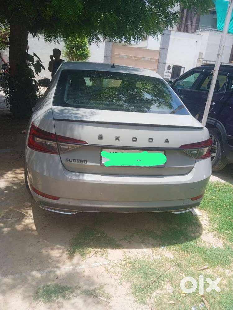Skoda Superb Petrol 2022
