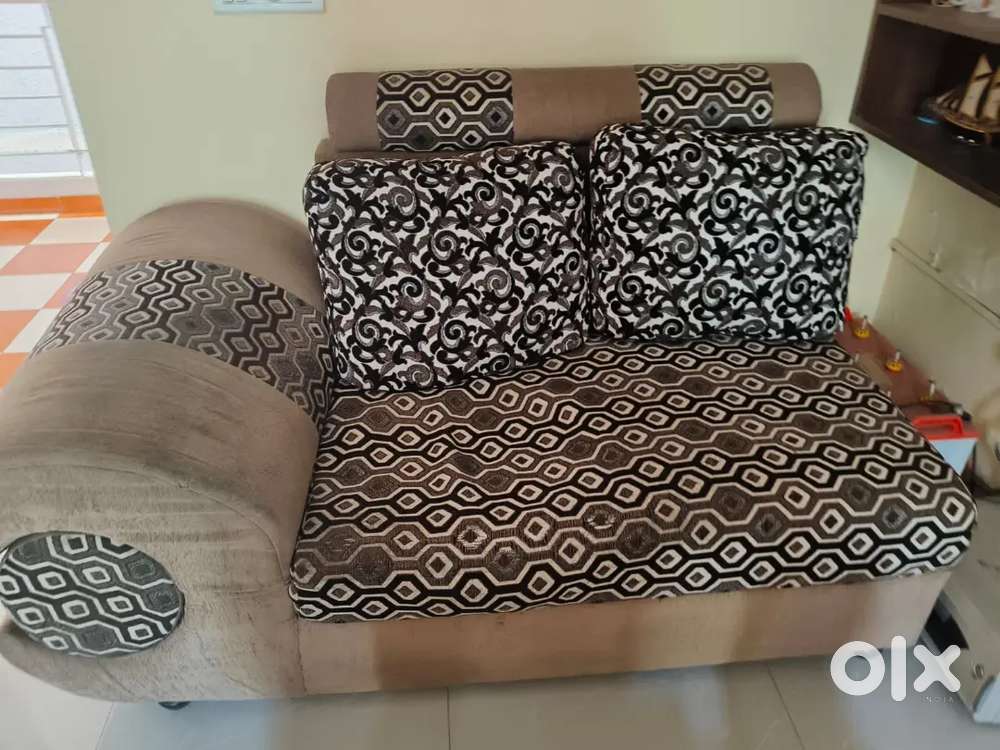 2 seat sofa 2 sets ( total 4 seats )