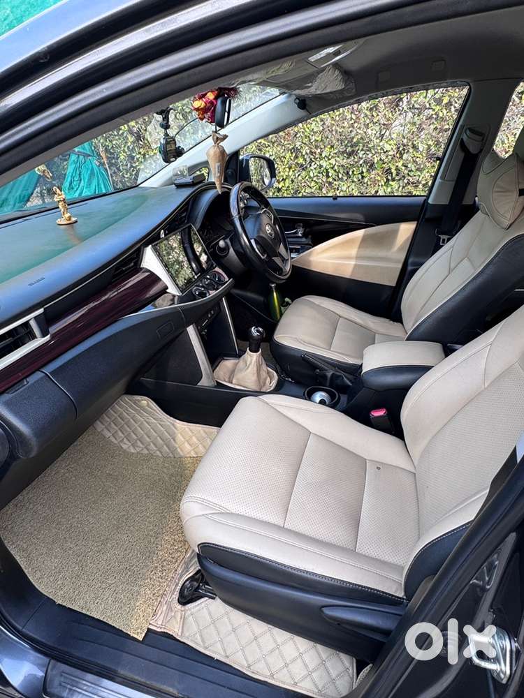 •	Toyota Crysta Gx 8-seater – Immaculate Condition  Single Owner