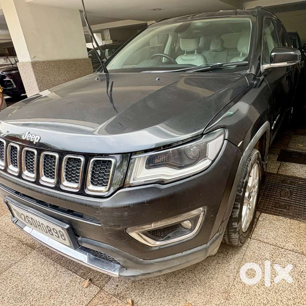 Jeep Compass 2017 Diesel Black Well Maintained  – Gurgaon