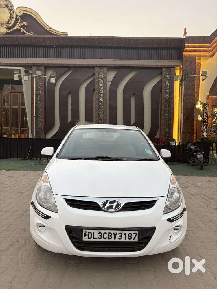 Hyundai I20 Sportz 1.2 Bs-iv, 2011, Petrol