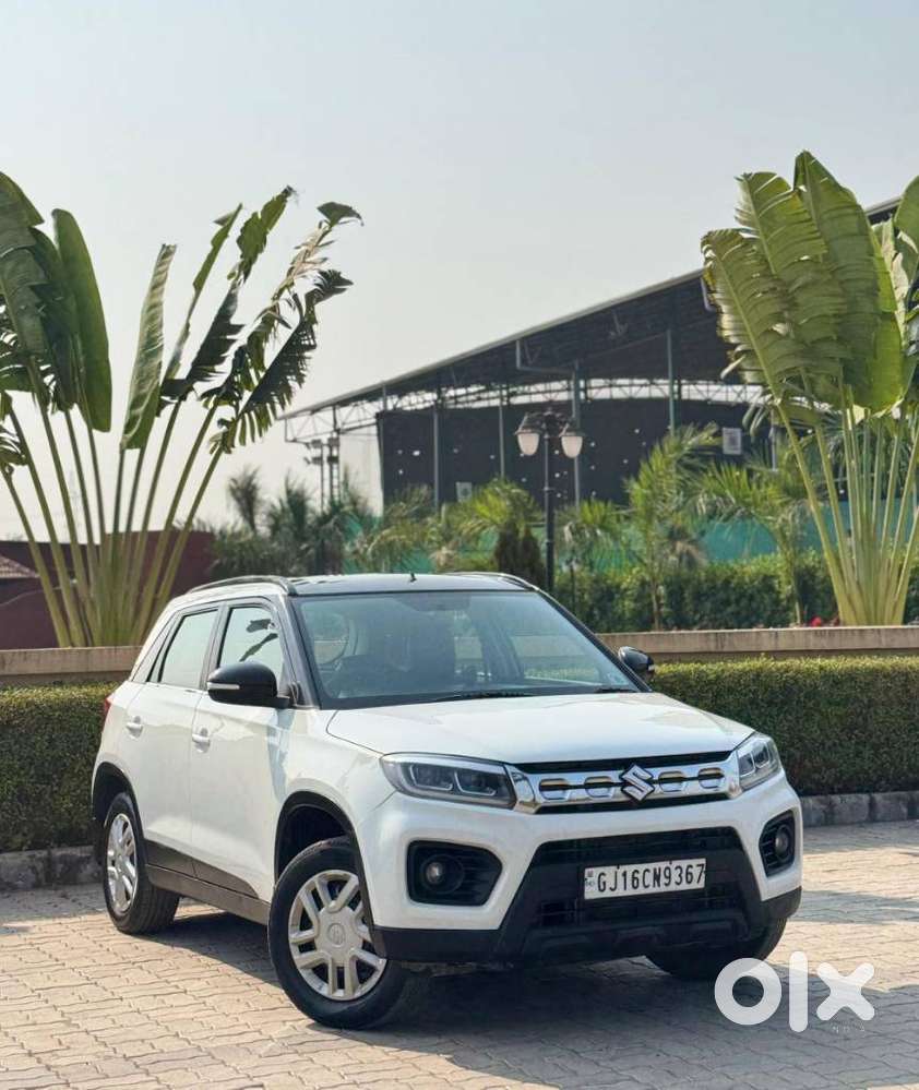 Maruti Suzuki Brezza 1.5 Vxi Cng, 2020, Cng & Hybrids