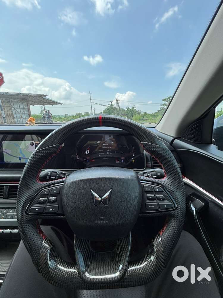 Mahindra Xuv700 Petrol Manual 2024