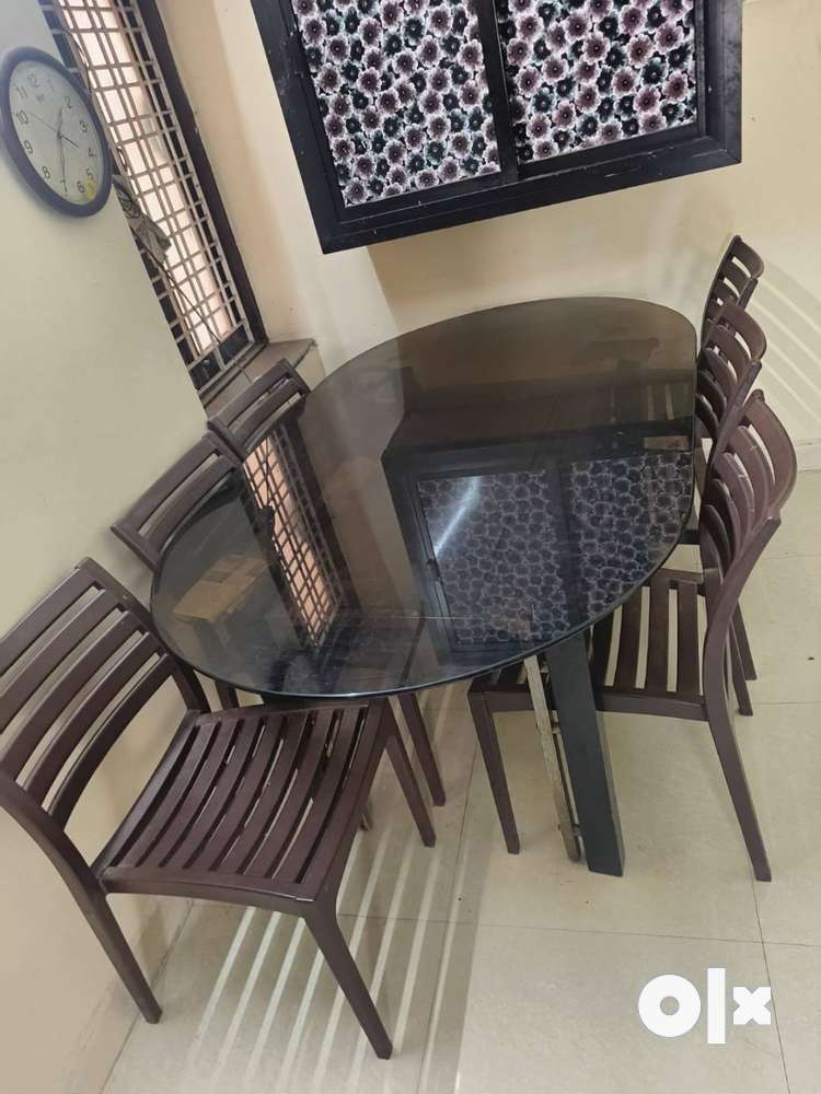 Dining room furniture deals olx