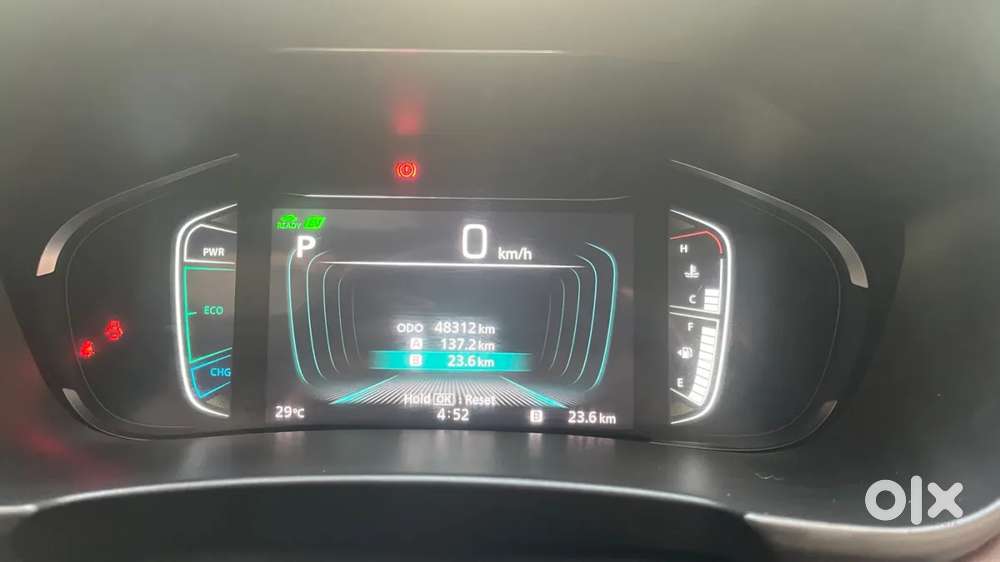 Toyota Urban Cruiser Hyryder 1.5 V Hybrid, 2023, Petrol