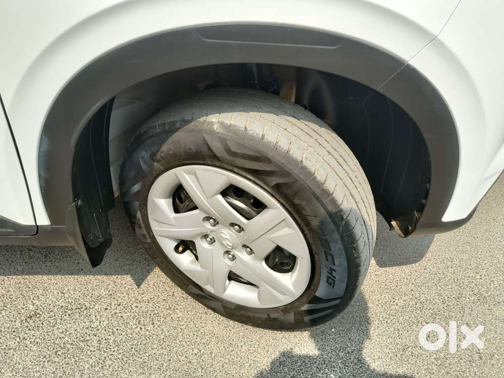 Hyundai Venue 1.2 S (o), 2019, Petrol