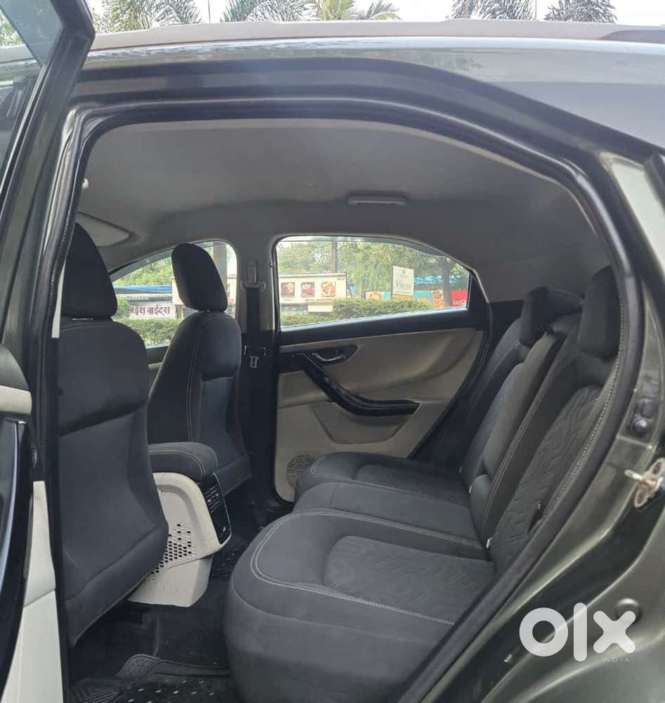 Tata Nexon 1.2 Revotron Xza Plus, 2021, Petrol