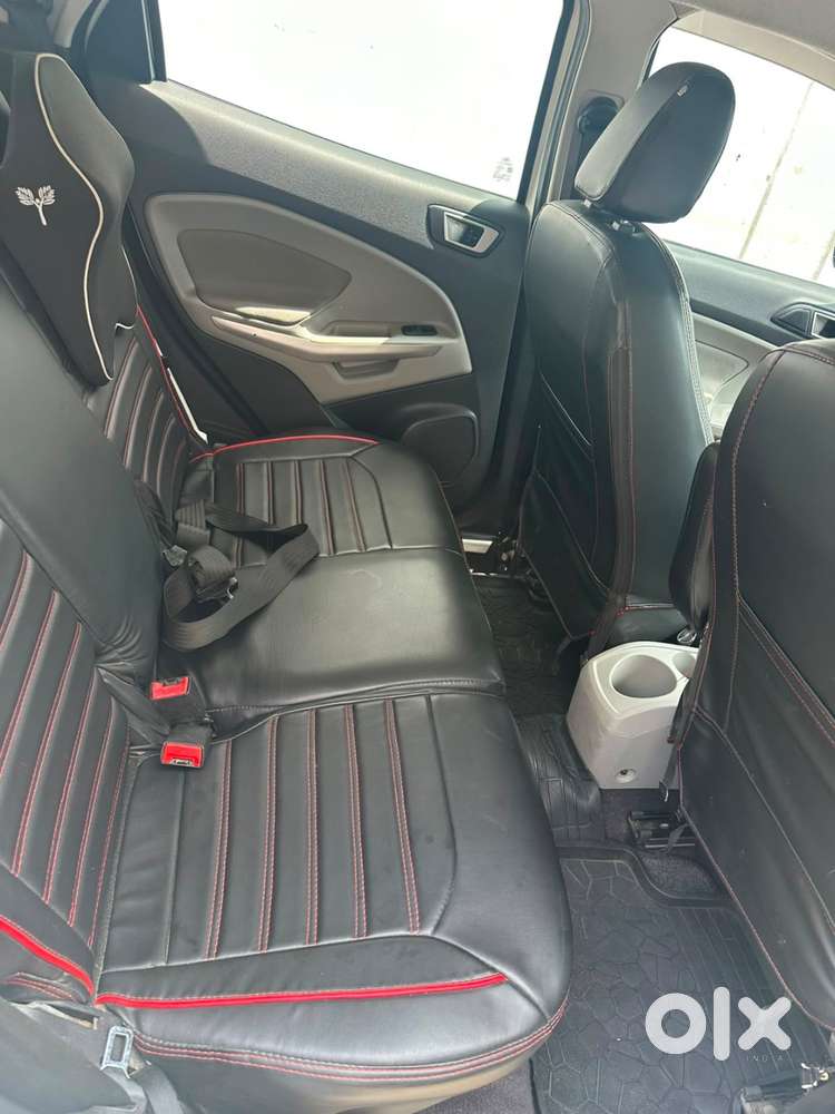 Ford Ecosport Titanium 2016 Automatic With Retrofitted Cng- Loveto Kit