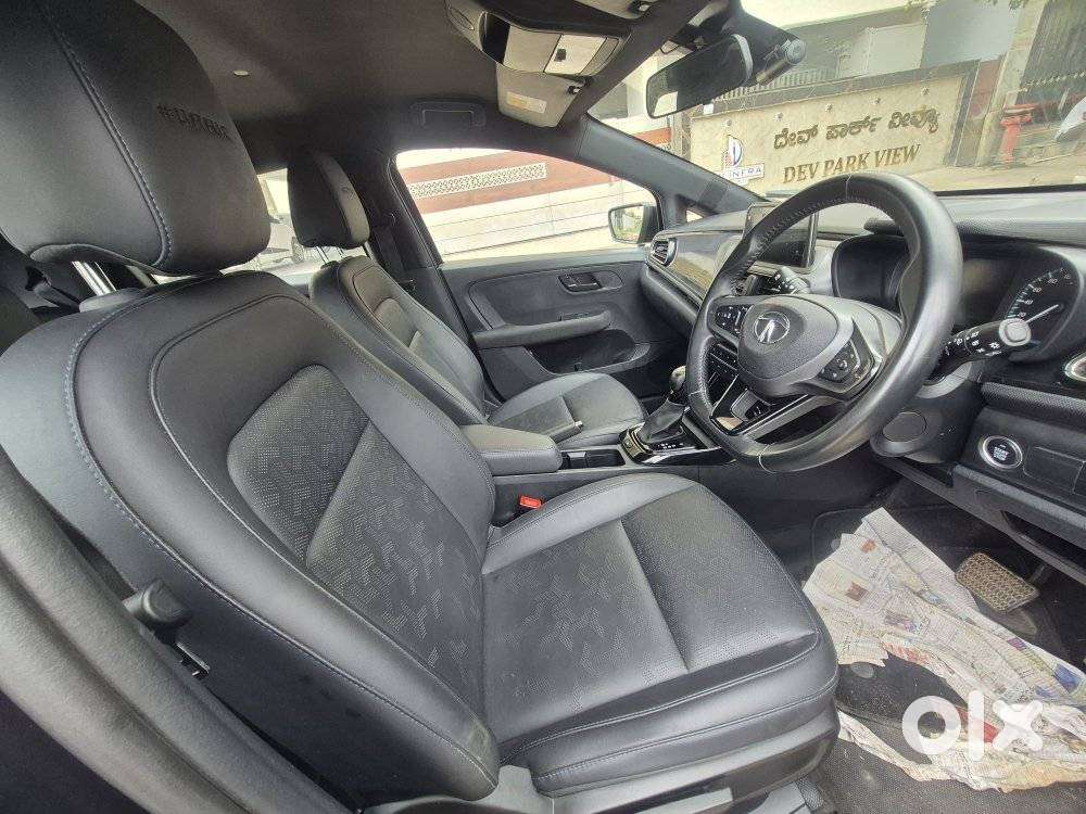 Tata Altroz 1.2 Xza Plus Dark Edition Dct, 2022, Petrol