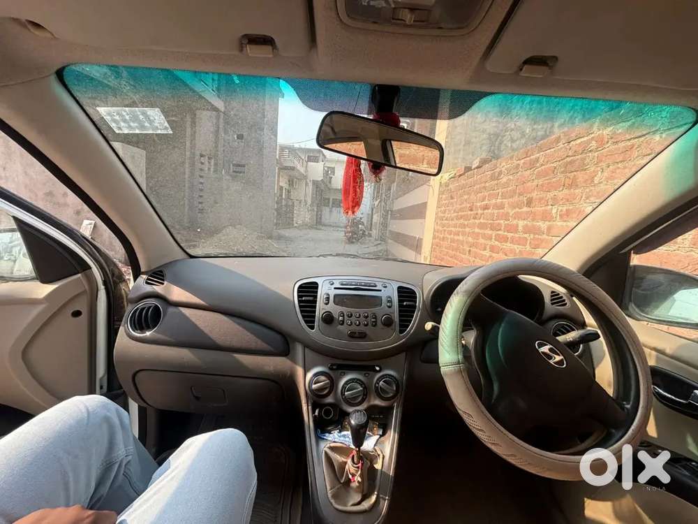 Hyundai I10 Sportz 2012