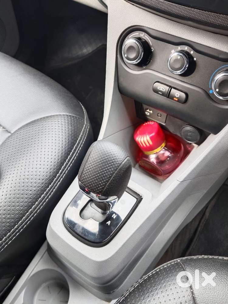 Tata Tiago 1.2 Revotron Xta, 2024, Petrol