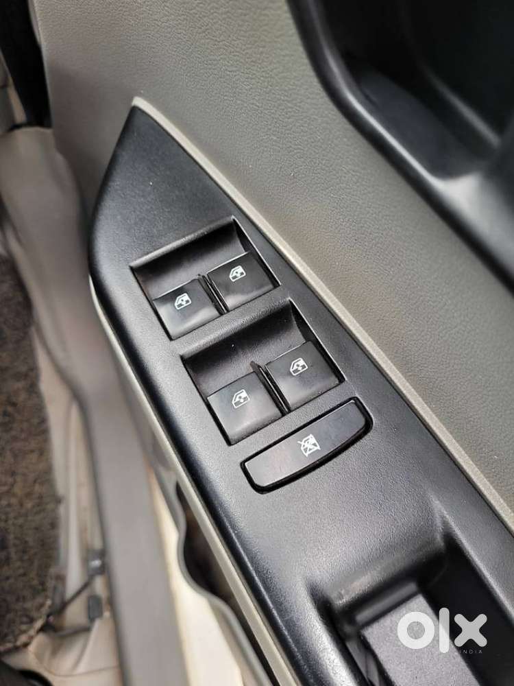 Mahindra Kuv 100, 2016, Diesel