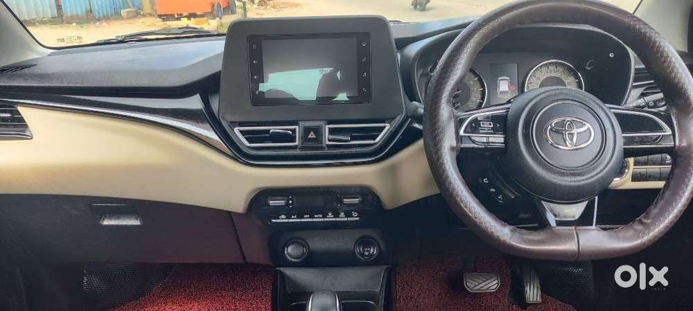Toyota Glanza G Hybrid, 2025, Petrol
