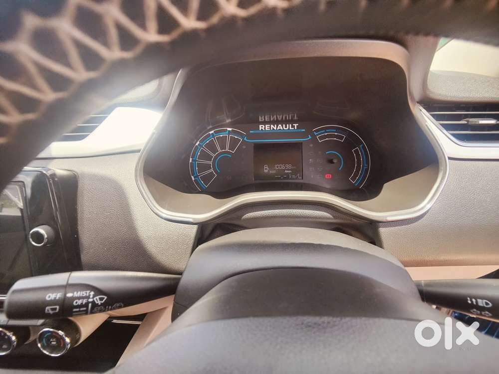 Renault Triber Petrol 2023