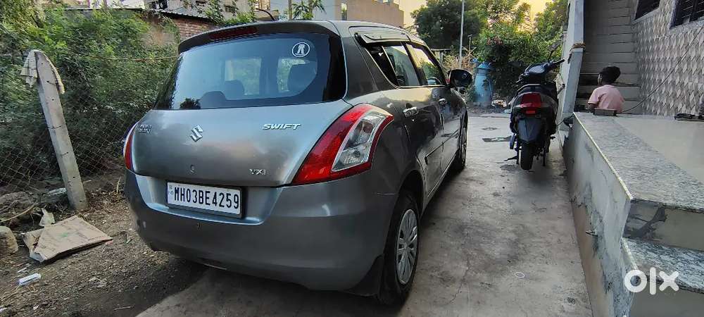 Maruti Suzuki Swift 2012 Petrol Well Maintained