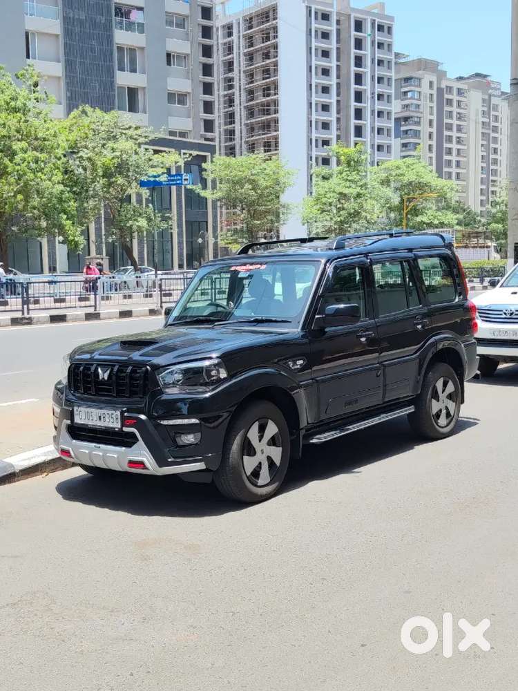 Brand New Mahindra Scorpio Classic Mt 9 2026 For Sale