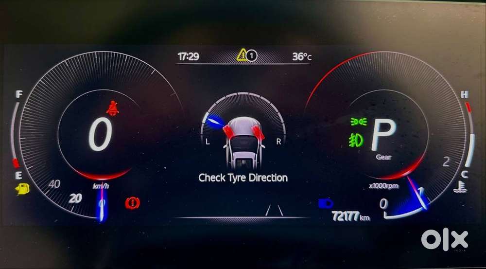 Mahindra Xuv700 Ax7 Luxury Pack Awd, 2022, Petrol