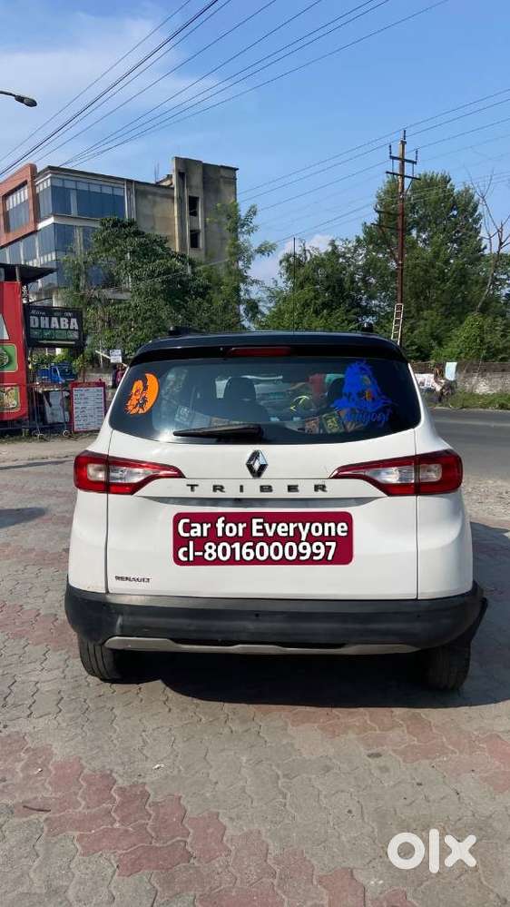 Renault Triber Rxt, 2023, Petrol