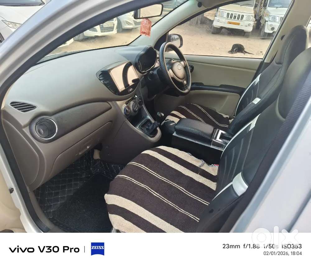 Hyundai I10 2011 Petrol 130000 Km Driven
