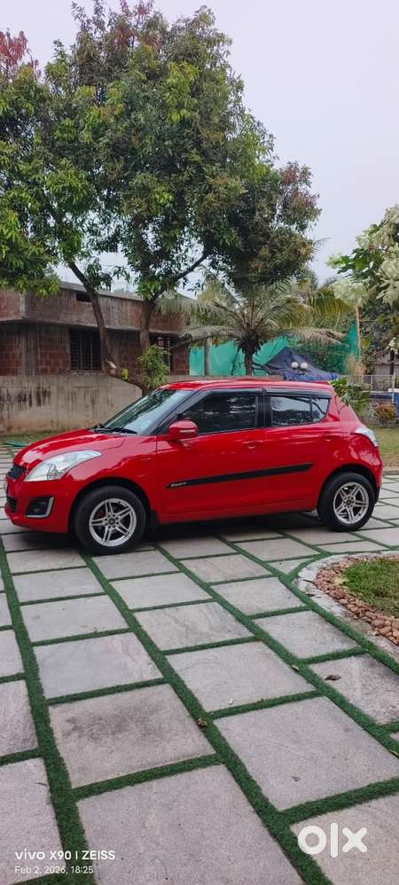 Maruti Suzuki Swift Vxi Optional, 2017, Petrol