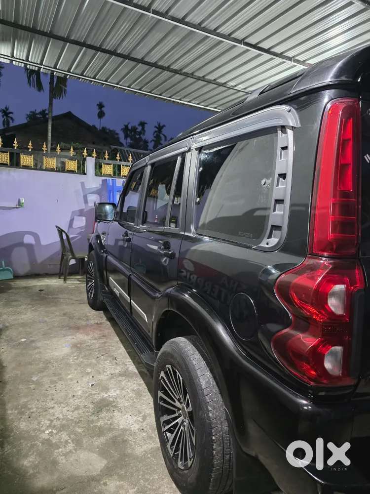 Mahindra Scorpio Classic 41000 Km Driven