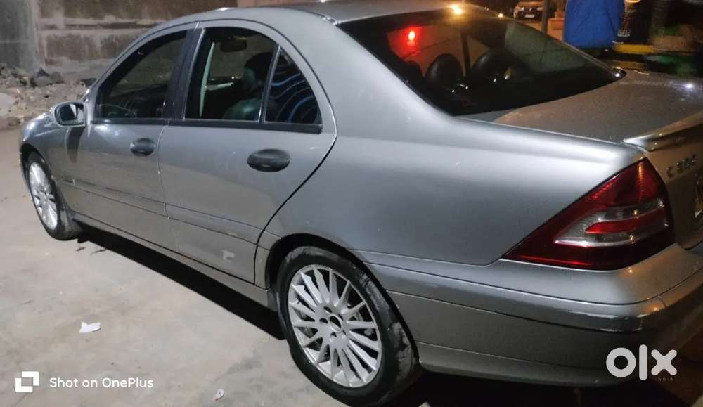 Mercedes-benz C-class 2005 Petrol Well Maintained