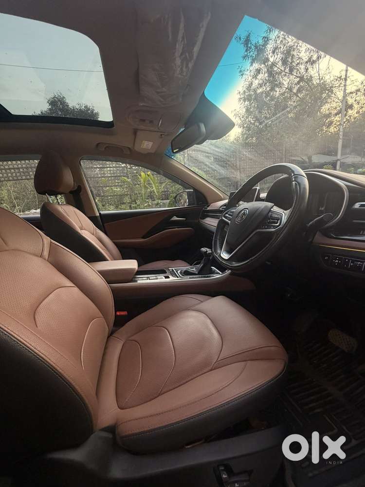 Mg Hector Plus Savvy Pro 1.5 Turbo Petrol Cvt 7 Str, 2024, Petrol