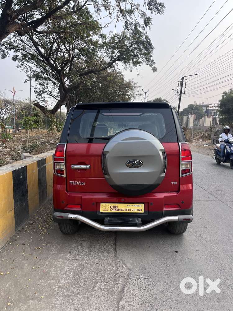Mahindra Tuv 300 T10 Opt Dual Tone, 2018, Diesel