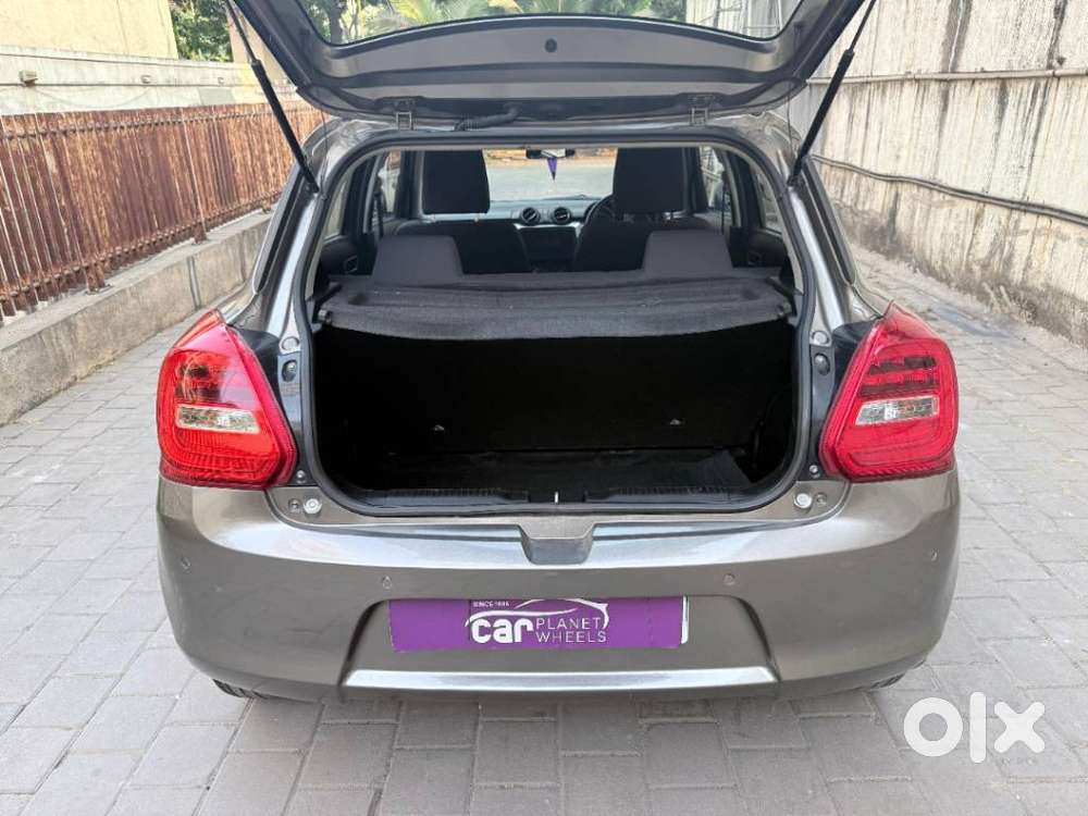 Maruti Suzuki Swift Vxi + Manual, 2022, Petrol