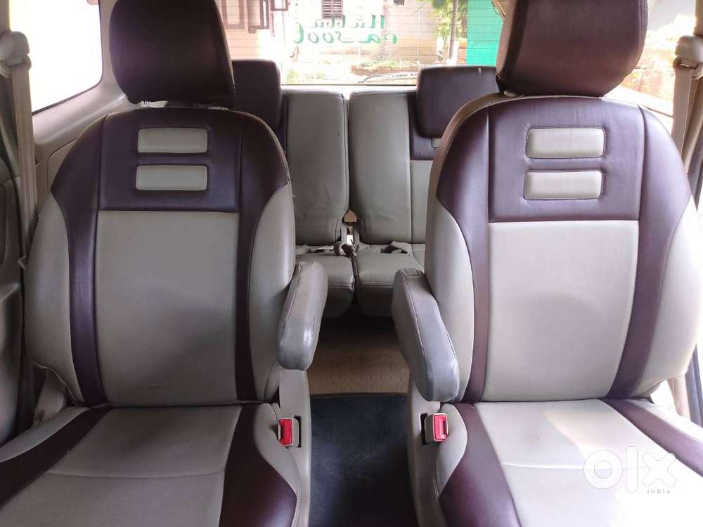 Toyota Innova 2.5 V Bs3 Well Maintained