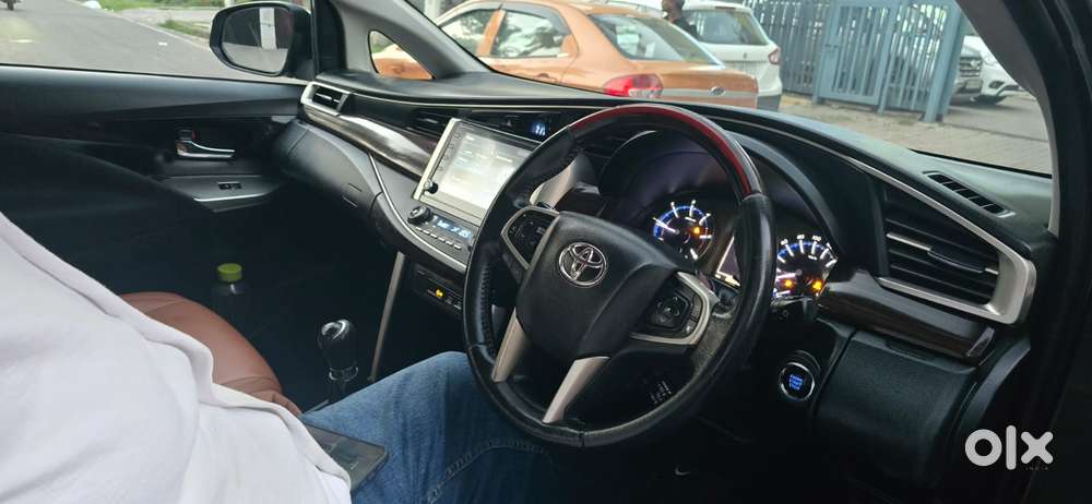 Toyota Innova Crysta