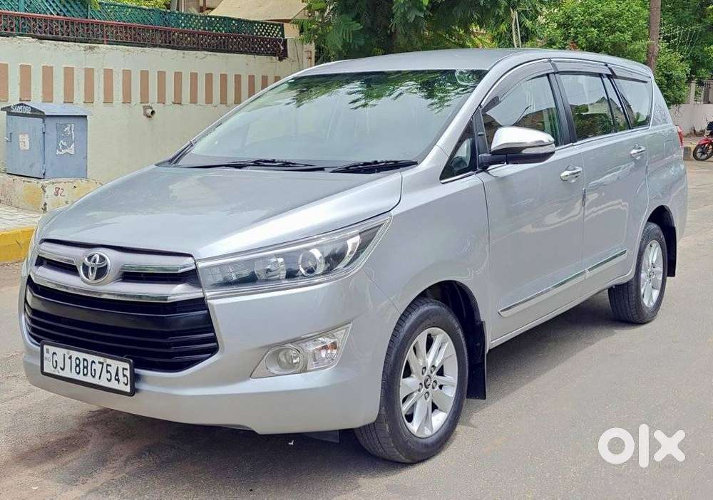 Toyota Innova Crysta 2.8 Zx At 7 Seater, 2017, Diesel