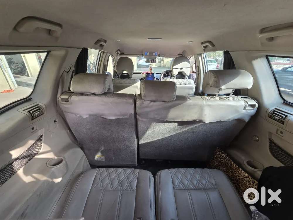 Mahindra Xuv500 2016  Negotiatiable  Urgent Sale