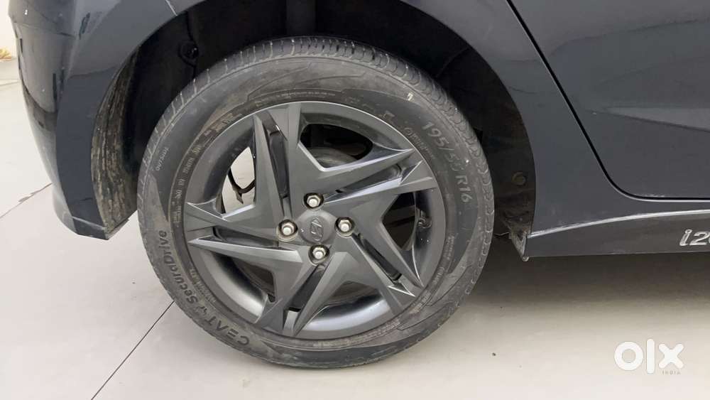 Hyundai New I20 1.2 Sportz Ivt, 2023, Petrol