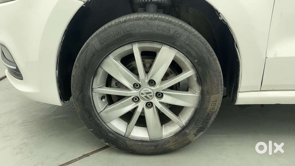 Volkswagen Polo 2009-2013 Petrol Highline 1.2l, 2015, Petrol