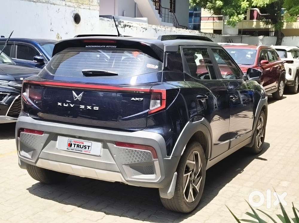 Mahindra Xuv 3xo Ax7l Petrol Mt, 2024, Petrol