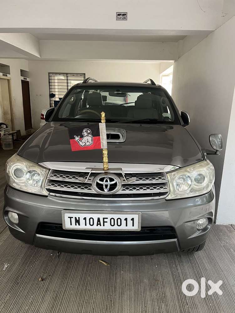 Toyota Fortuner 3.0 4x4 Manual, 2011, Diesel