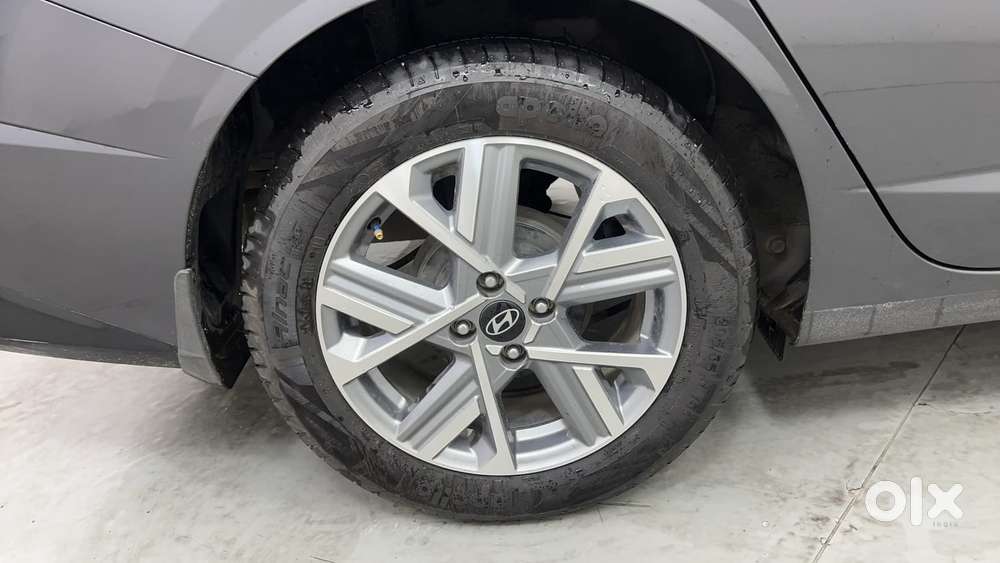 Hyundai Verna 1.5 Sx (o) Vtvt Ivt, 2025, Petrol