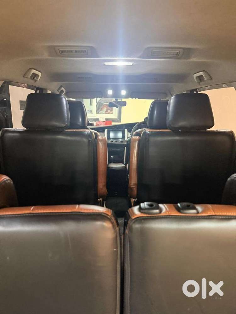 Toyota Innova Crysta 2018 Diesel 190000 Km Driven