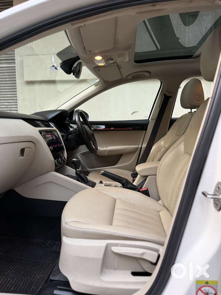 Skoda Octavia 1.8 Tsi At L K, 2018, Petrol