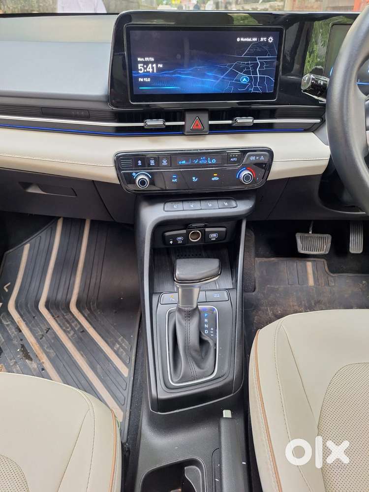 Hyundai Verna 1.5 Sx (o) Vtvt Ivt, 2023, Petrol